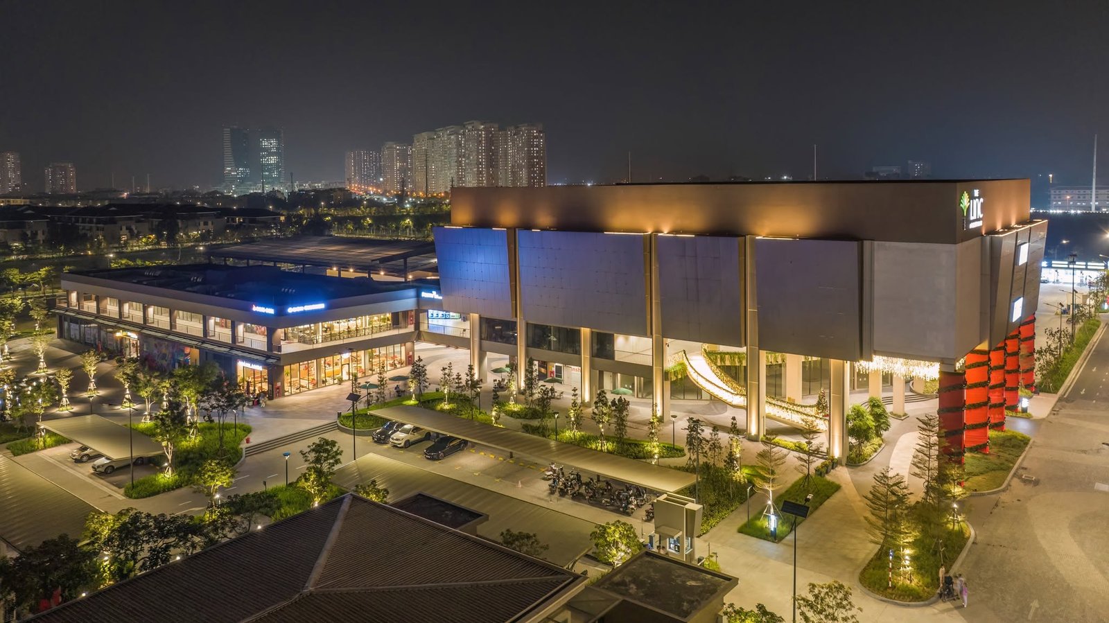 Trung tâm thương mại The LINC trong khu đô thị ParkCity Hà Nội